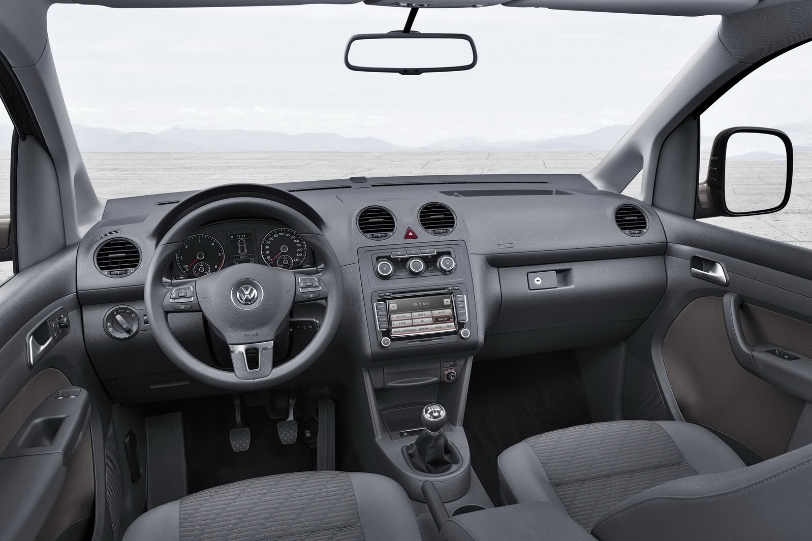 Volkswagen Caddy 1.2 TSI 105 hp MT Comfortline