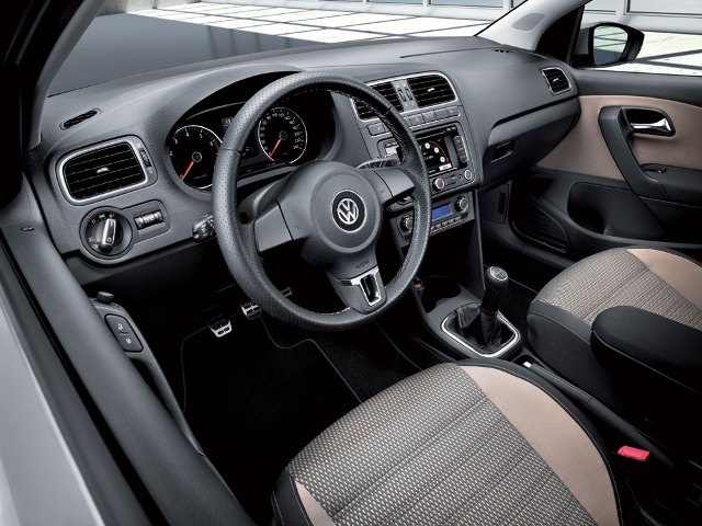 Volkswagen CrossPolo 1.4 DSG