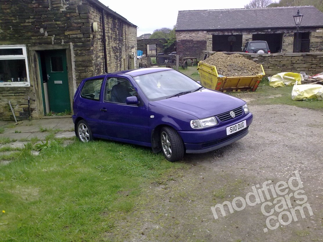 Volkswagen Polo 1.4 AT