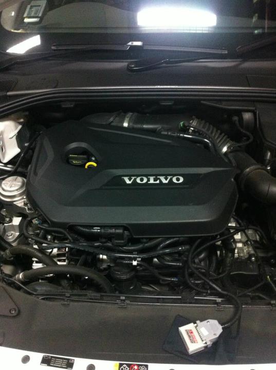 Volvo V60 T4