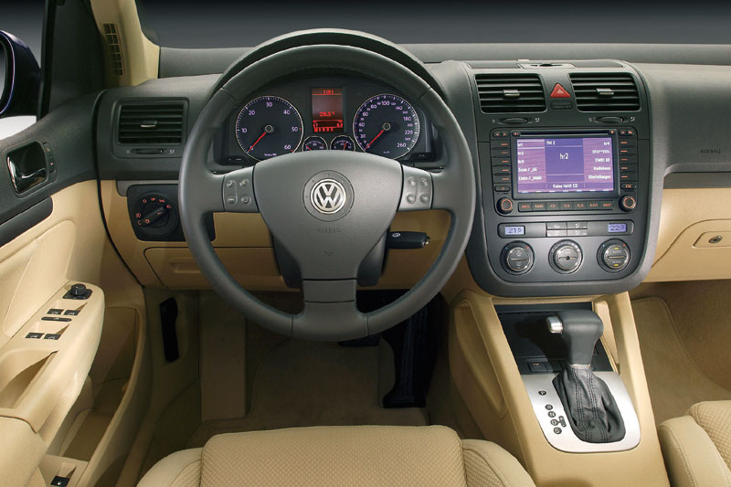 Volkswagen Golf 2.0 TDI 4Motion Sportline