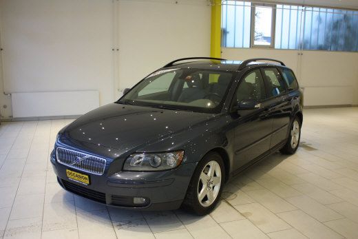 Volvo S60 2.4 D5 AWD AT Momentum